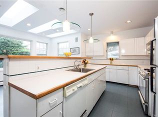 99 Willow Ave, Larchmont, NY 10538