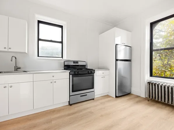 363 Sixth Avenue image 11 of 23