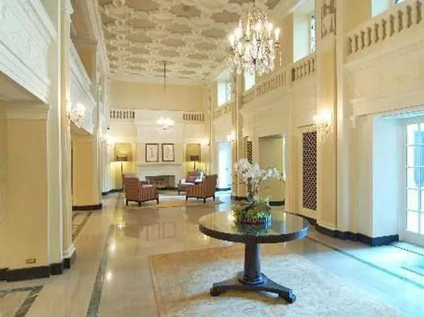3520 N Lake Shore Dr #6D, Chicago, IL 60657