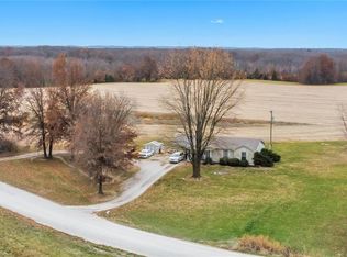 46 Strube Rd, New Florence, MO 63363
