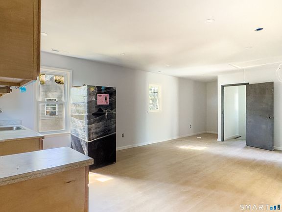 5th image of 76 Burton Street