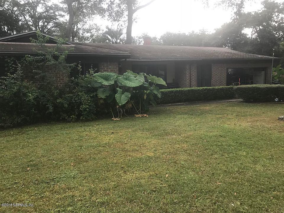 1st image of 2883 Woodland Dr