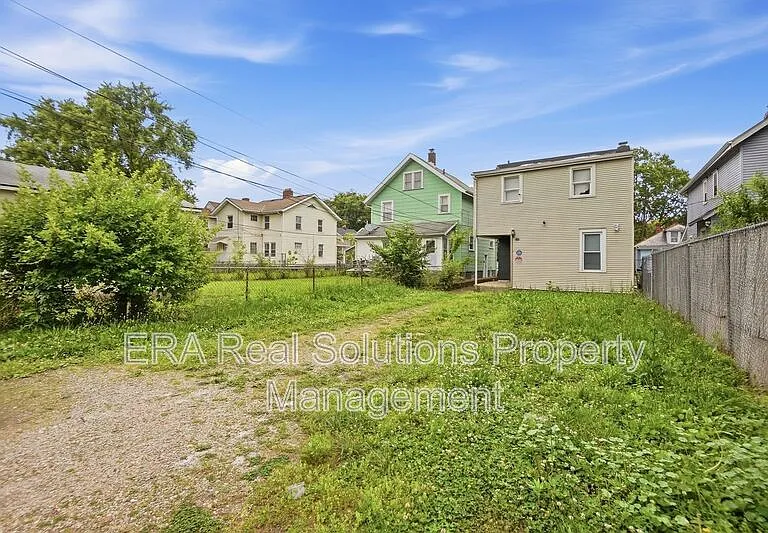 361 S Harris Ave #A — Photo 19