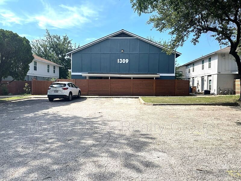 1st image of 1309 Southport Dr APT D