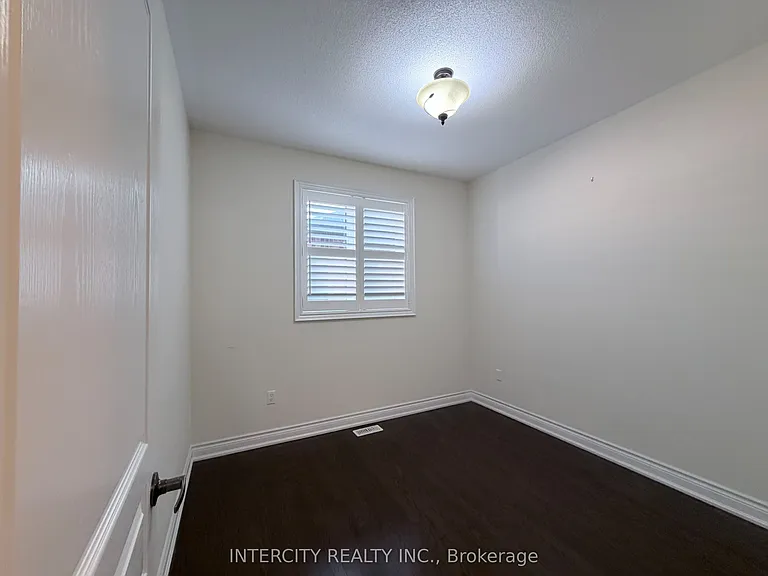 655 Davos Rd — Photo 26