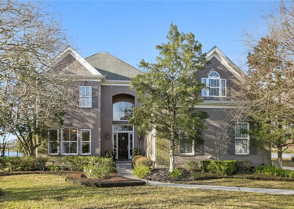 1st image of 13 Bonita Bay Dr