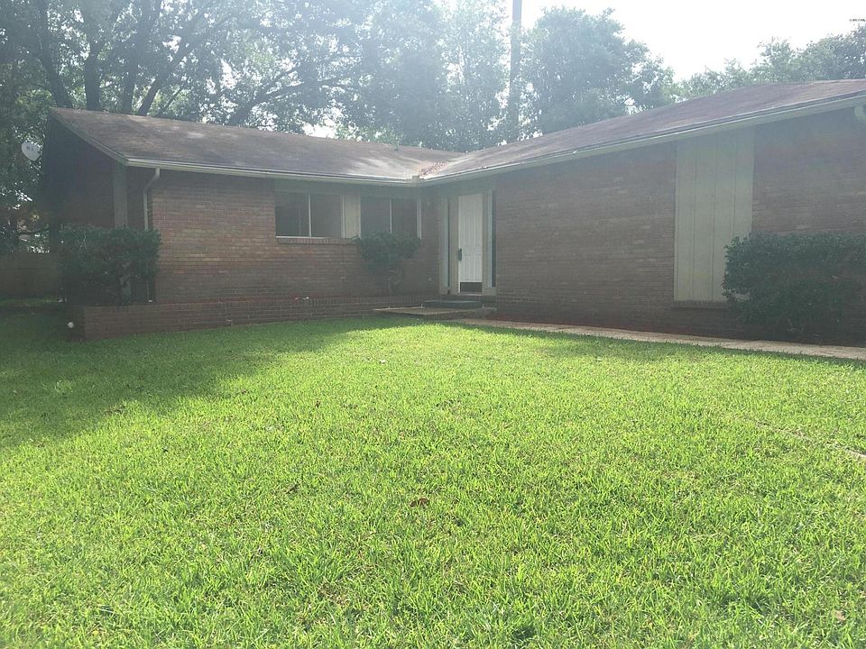 1st image of 1228 Wellington Ln
