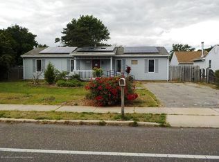 1232 Bay Ave, Toms River, NJ 08753