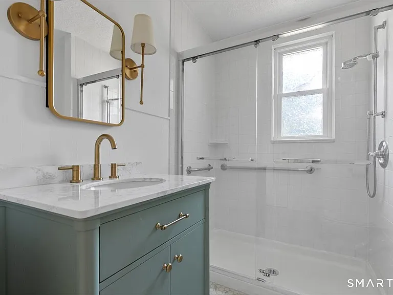 21 Green St — Photo 17