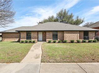 2719 Margaret Dr, Arlington, TX 76012