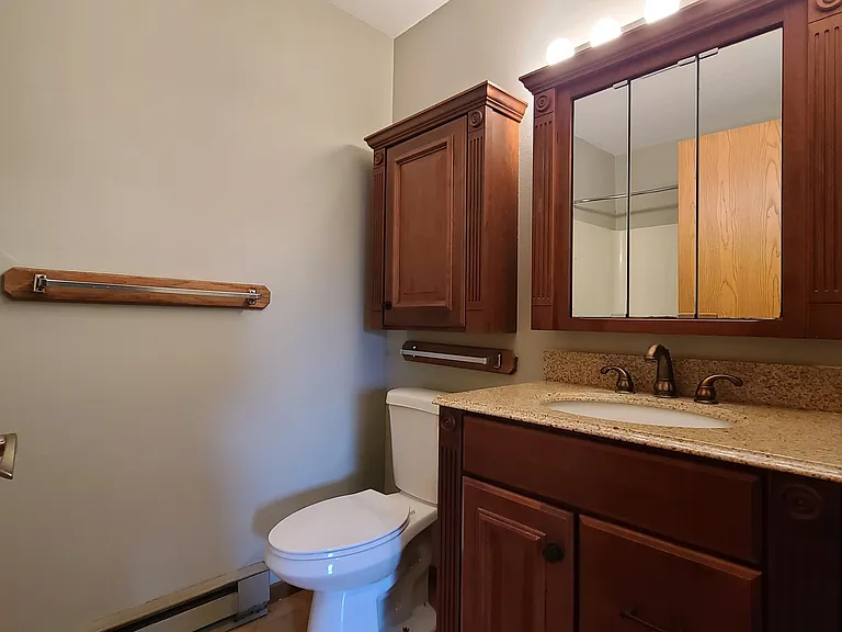 353 Nicole Ln #4 — Photo 3