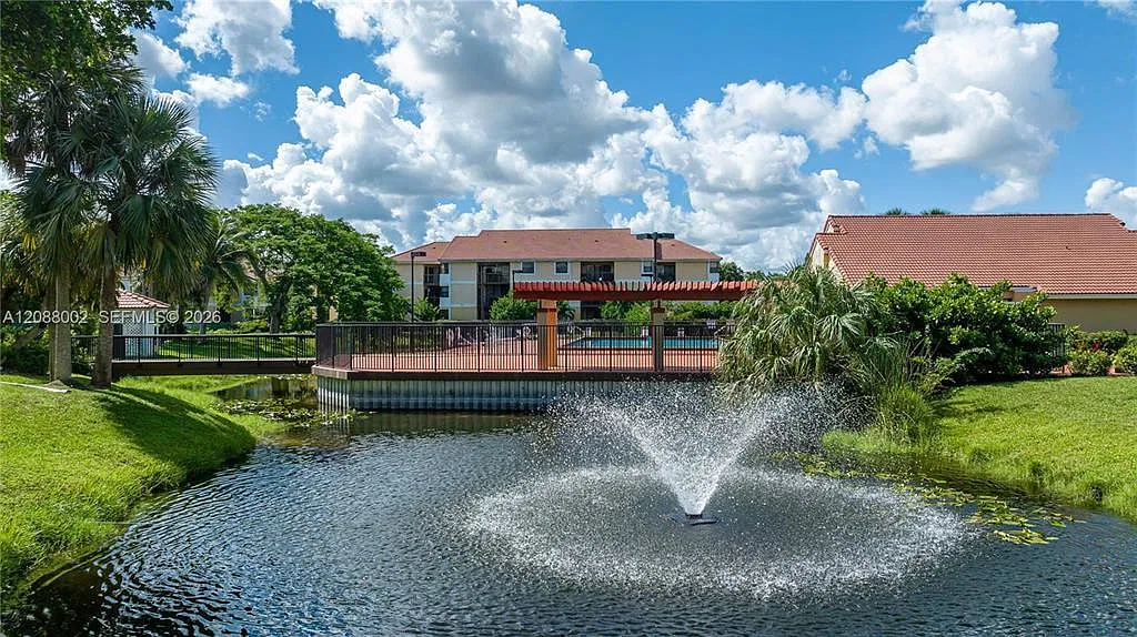 2 bed, 2.0 bath, 1133 sqft, $2,300 — Photo 1