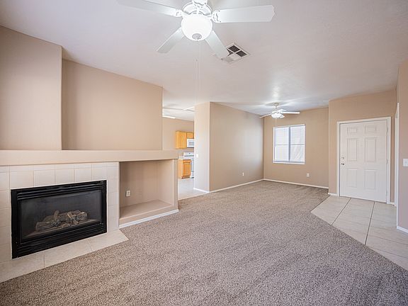 5th image of 670 E Mariposa Pl