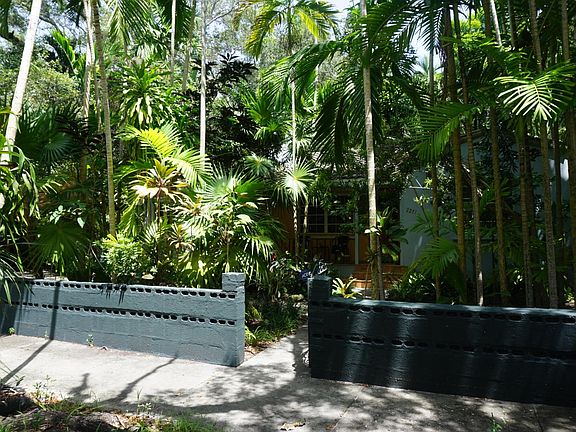 3rd image of 2271 Tequesta Ln