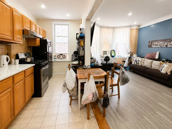 6091 Putnam Ave, Ridgewood, NY