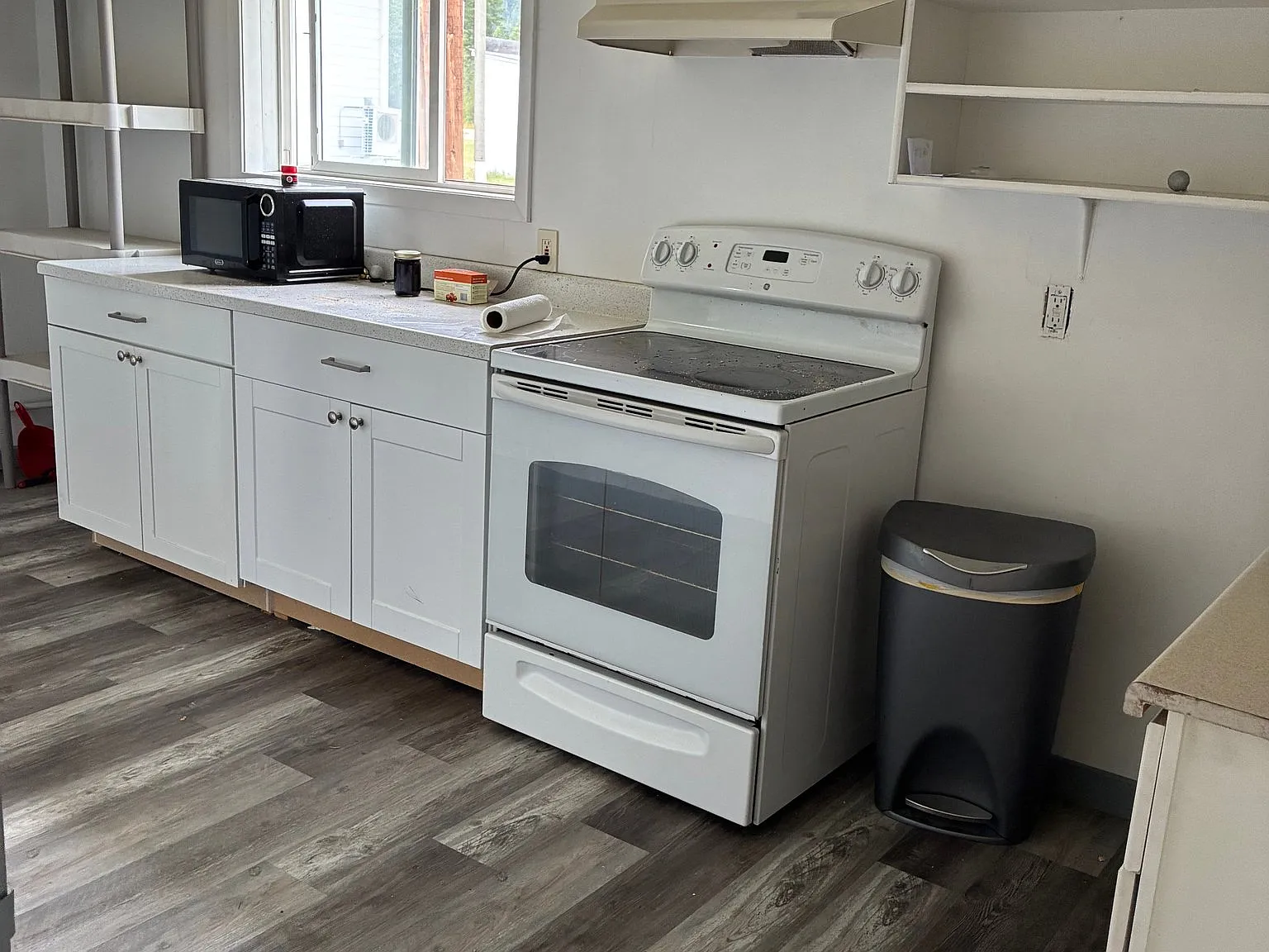 comfortable and affordable single unit cabin — Photo 3