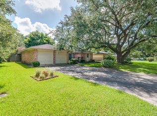 2235 Oboe Trl, League City, TX 77573