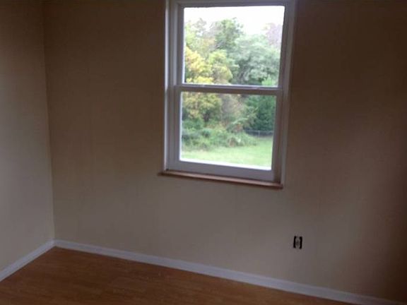 bedroom2