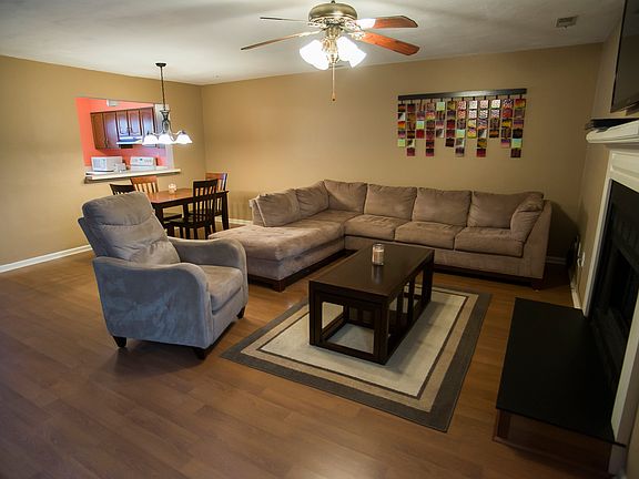 4th image of 1502 Jameson Dr