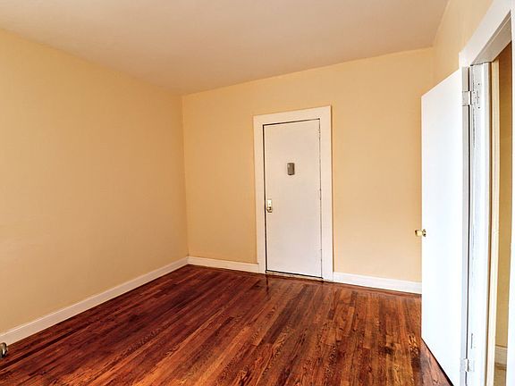 5th image of 3034 Albany Cres APT 5H