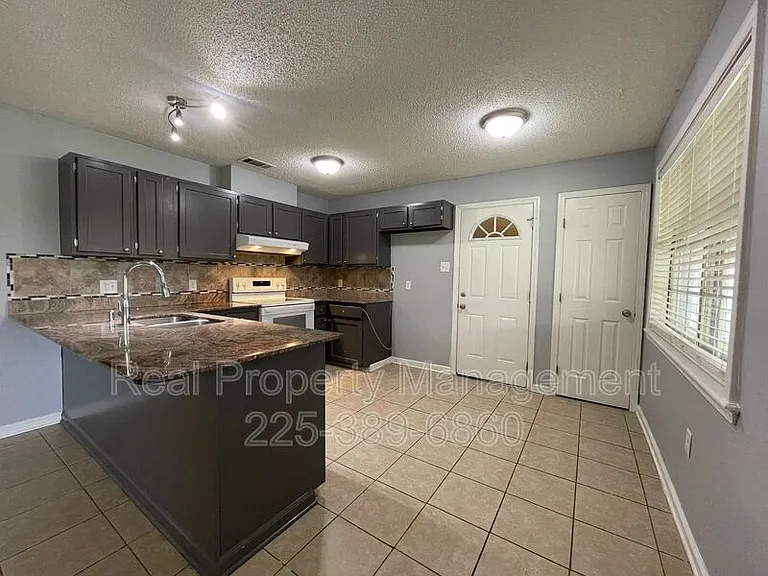 15482 Patricia Dale Dr — Photo 6