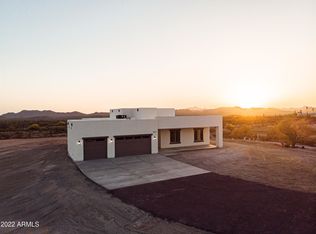 26015 W Ravina Ln, Morristown, AZ 85342