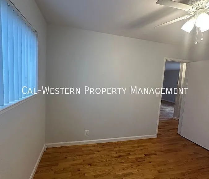 250 Palo Alto Ave #1 — Photo 8