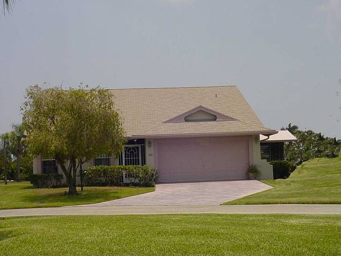 House Front Entry Garaage