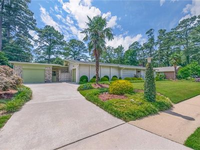 221 Huntsman Rd, Norfolk, VA, 23502