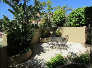 19341 Sawgrass Ln, Huntington Beach, CA 92648