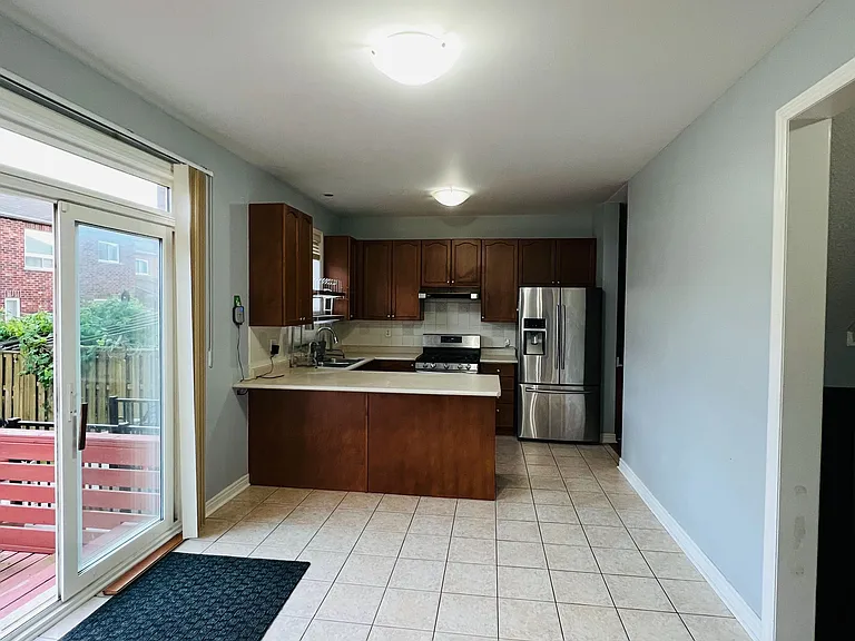 9 Shuter Ln — Photo 7