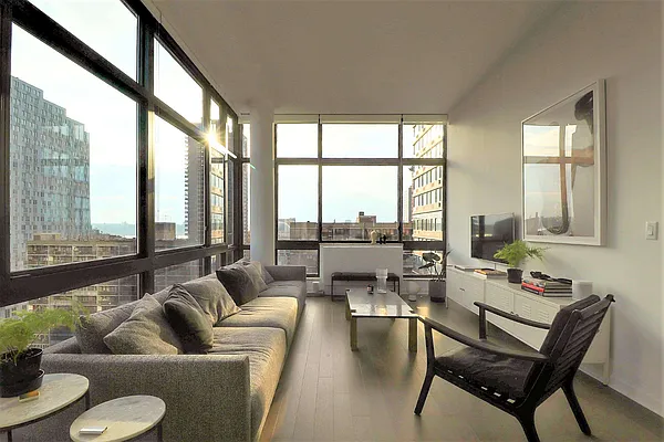 Rented by Owner | media 170