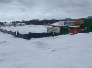 4992 Park Valley Dr, Loves Park, IL 61111