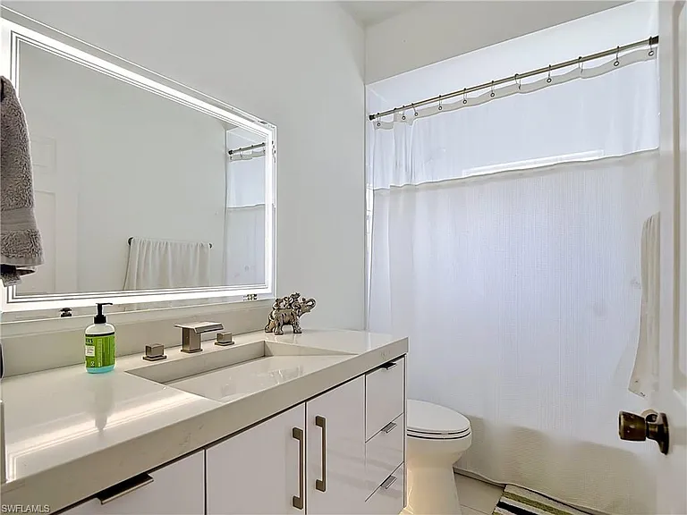 10735 San Tropez Cir — Photo 14
