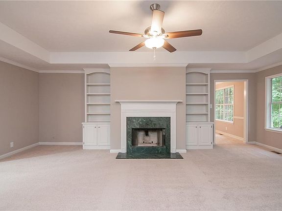 5th image of 5989 River Oaks Dr