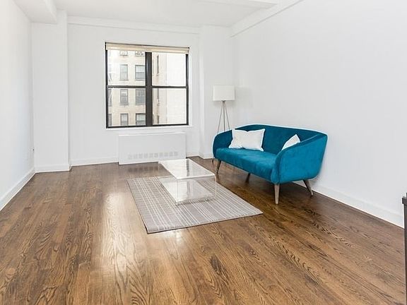4th image of 212 W 91st St APT 523