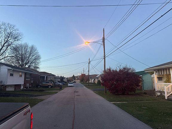 5th image of 1027 McConnell Dr