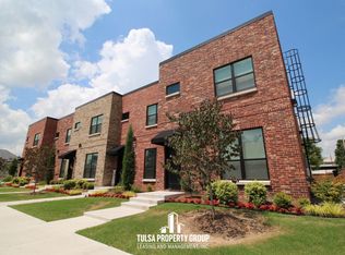 523 E B St APT E, Jenks, OK 74037
