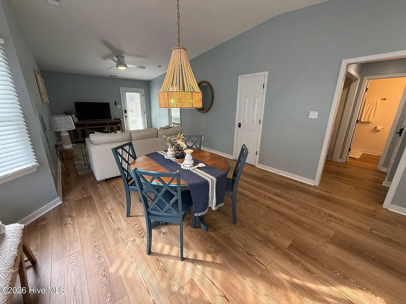 2 bed, 2.0 bath, $1,600 — Photo 4