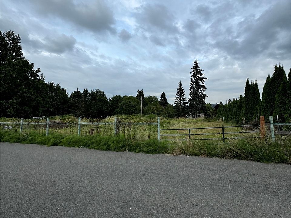 1st image of 7379 148th Avenue Ct E