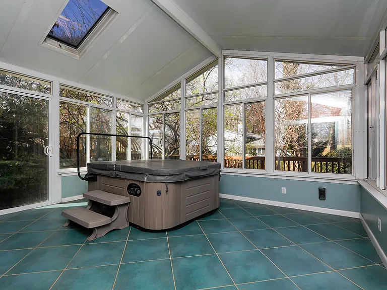 10306 Fleming Ave — Photo 24