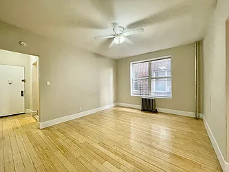 652 West 189th Street