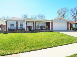 2458 Whitshire Dr, Saint Louis, MO 63129