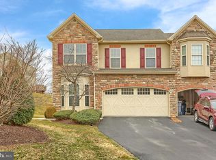 1921 Roxbury Ct, Mechanicsburg, PA 17055