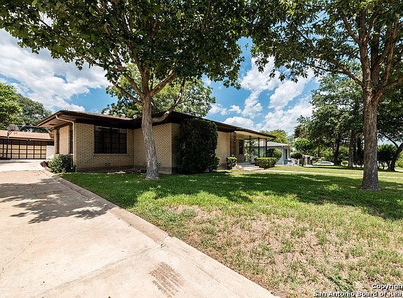 2nd image of 223 Beverly Dr