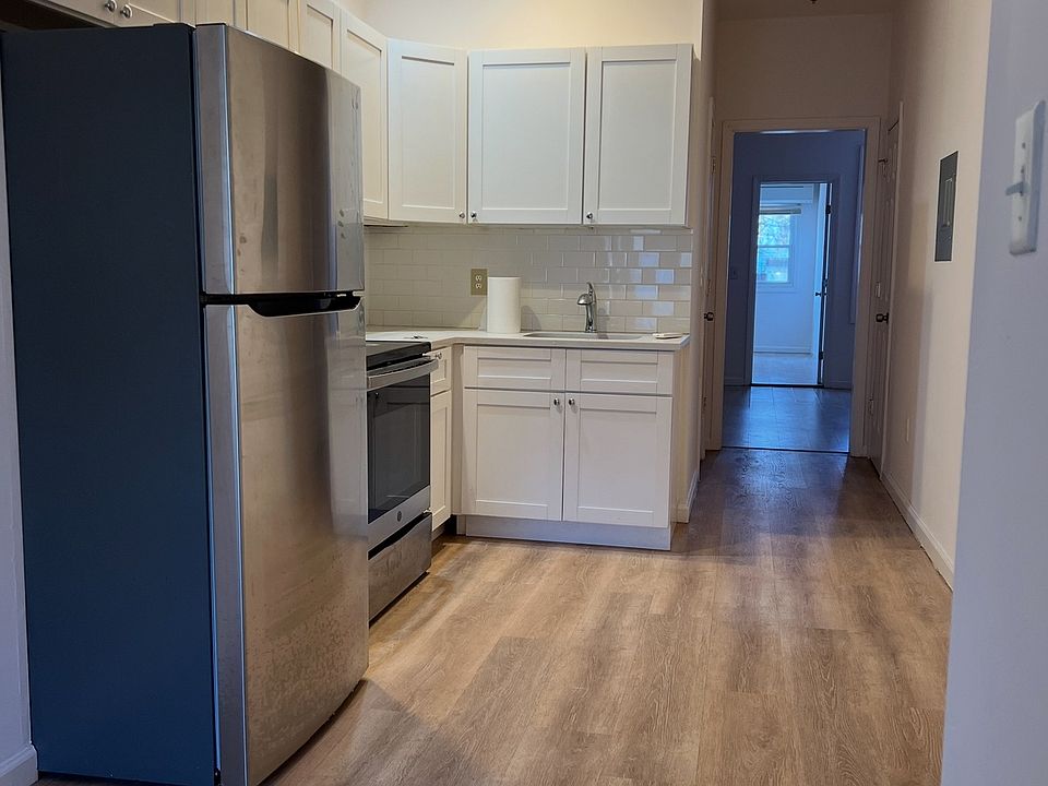 1st image of 93 1/2 Orient Ave #2