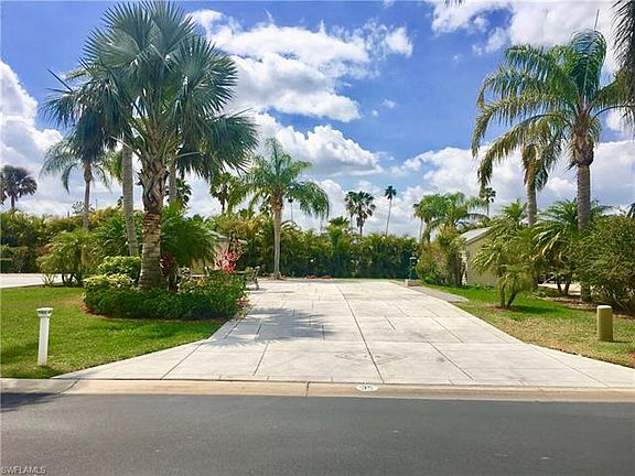 2nd image of 3007 W Riverbend Resort Blvd