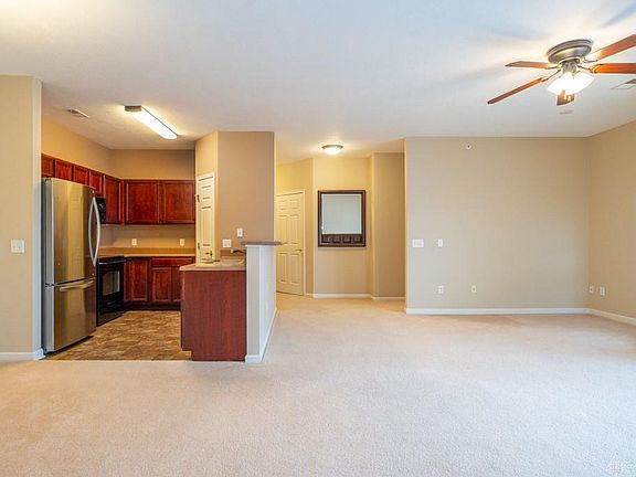 2nd image of 3752 Grant Ave APT Q