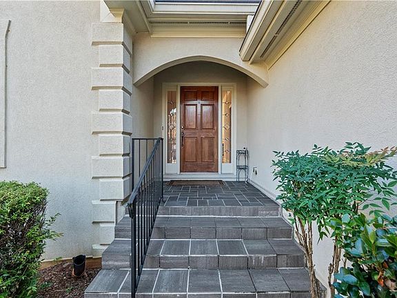 3rd image of 7064 Brigade Ct