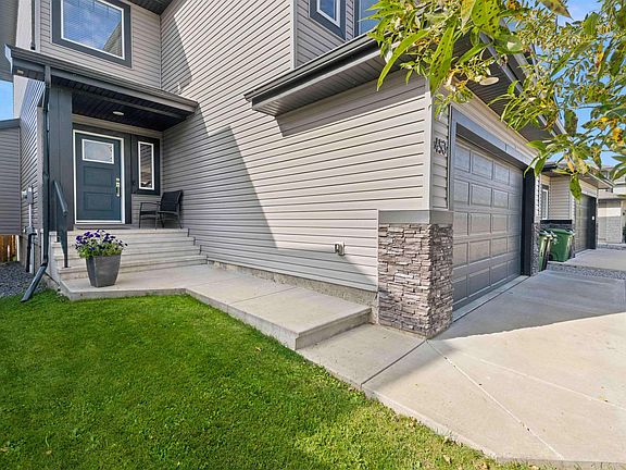 4th image of 453 Meadowview Dr
